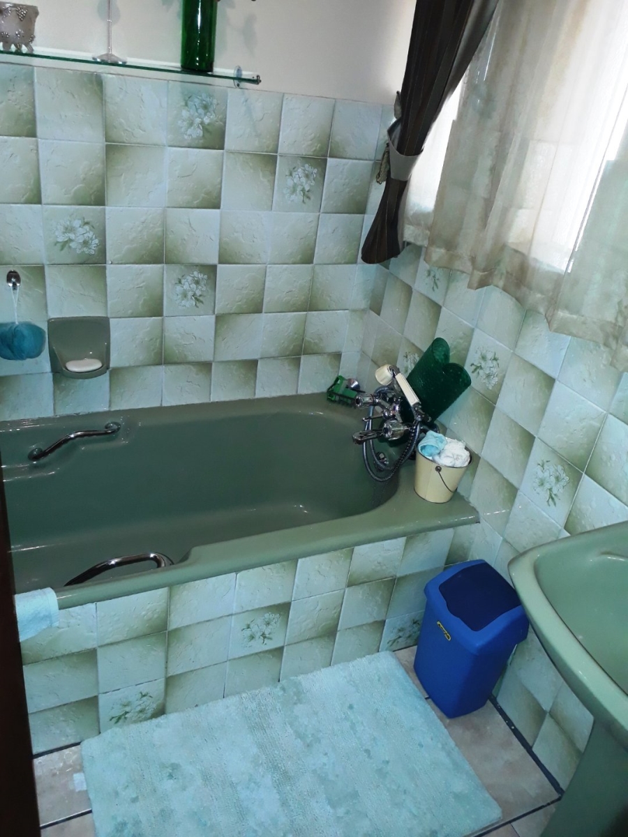 4 Bedroom Property for Sale in Vaalpark Free State